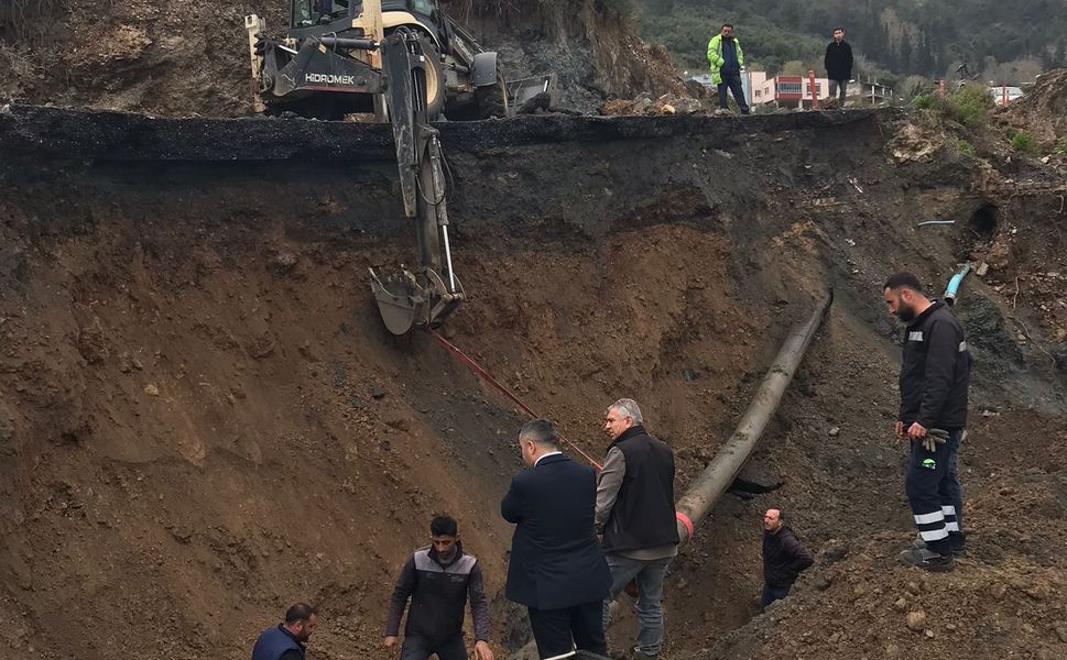 Payas’ta İçme Suyu Hattındaki Arıza Hızla Giderildi