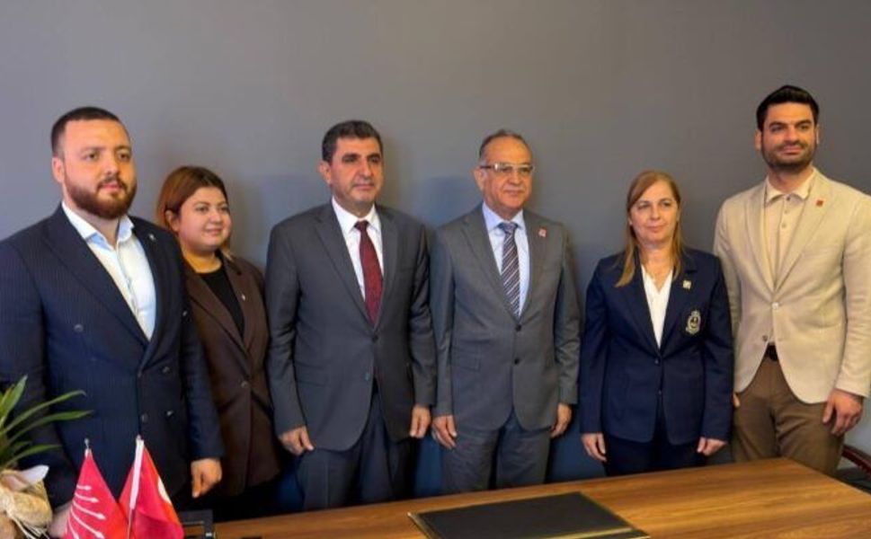 AK Parti’den CHP’ye Hayırlı Olsun Ziyareti