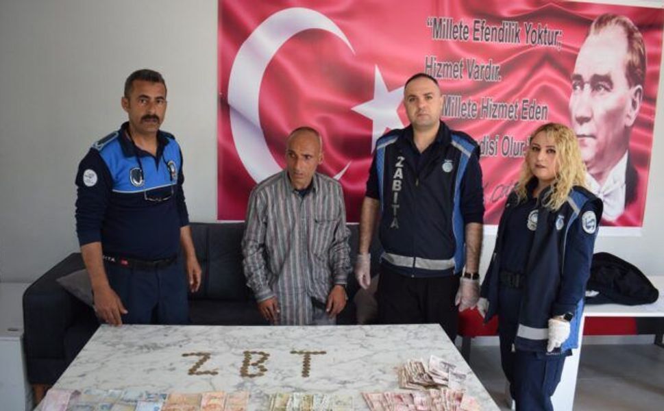 Dilencilere Operasyon: Üzerlerinden Çıkan Paralar Kamuya Aktarıldı