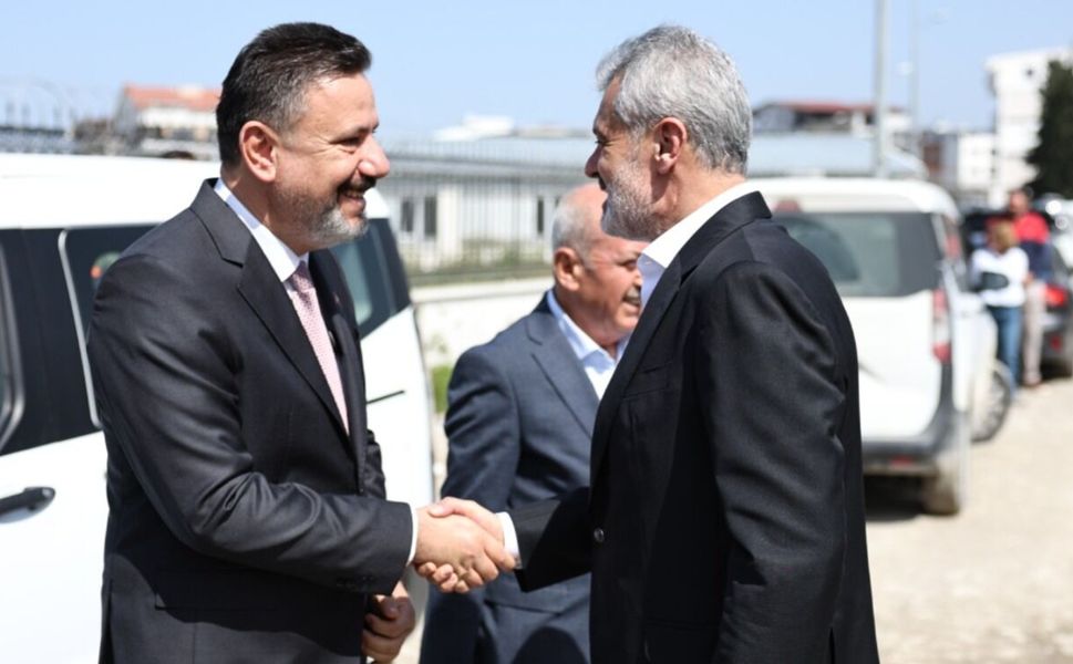 Başkan Öntürk Arsuz’daki dev yatırımları sahada inceledi