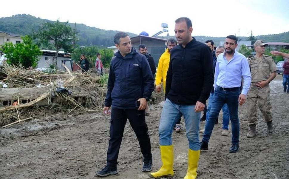 Defne Kaymakamı Murat, Selden Etkilenen Bölgelerde İnceleme Yaptı