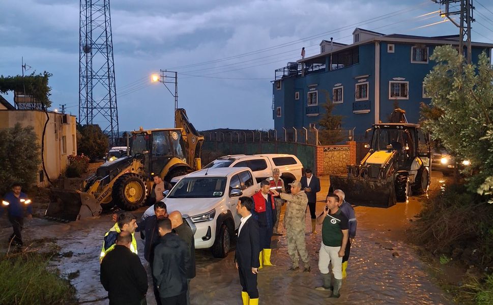 HBB’den Sağanak Yağışa Anında Müdahale