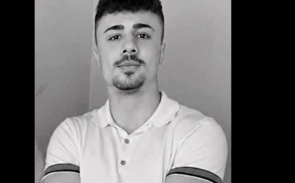 Yayladağlı Üniversite Öğrencisi Emirhan Özdemir İzmir’de Hayatını Kaybetti