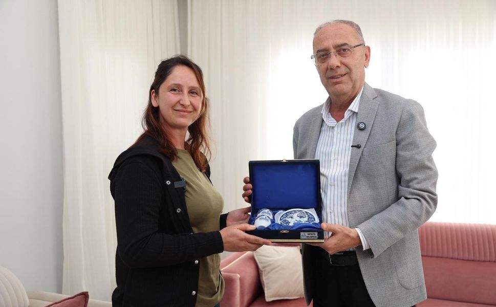 Başkan Yapar’dan Yeni Yuvasına Kavuşan Aydın Ailesine Ziyaret