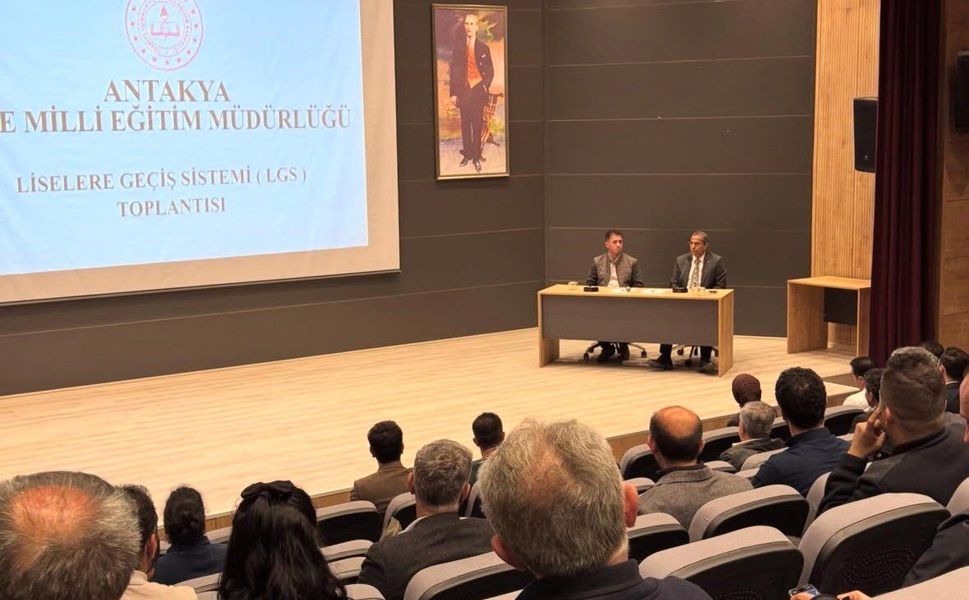 Antakya’da Ortaokul Müdürlerine LGS Bilgilendirmesi