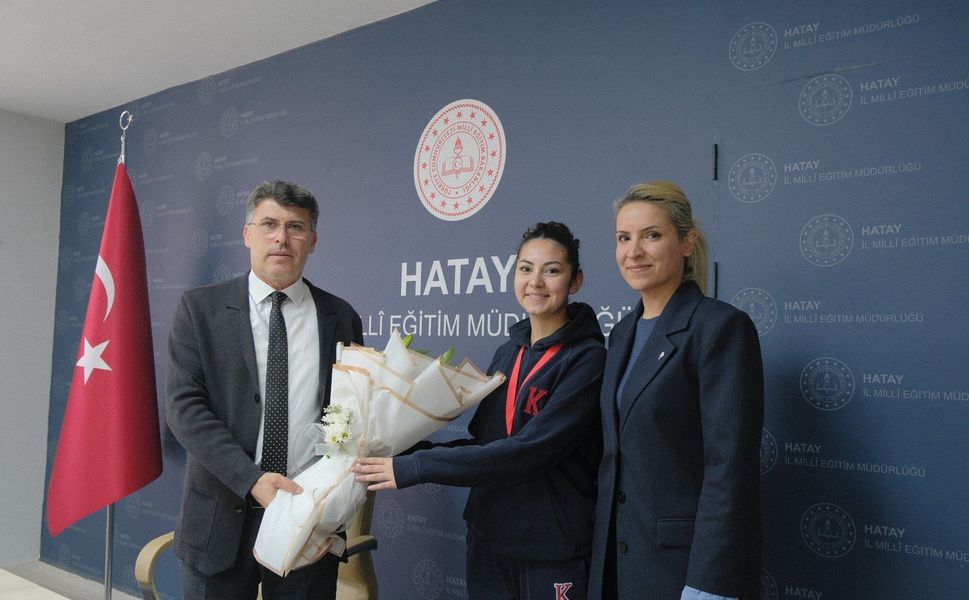 Hataylı Öğrencilerden ABD’de Büyük Başarı