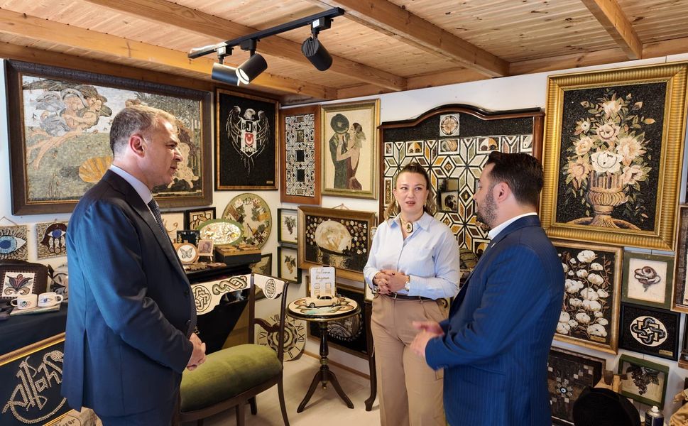 Antakya’da Kültür Sanat Çarşısı’na Anlamlı Ziyaret