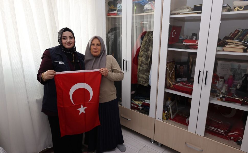 HBB’den Şehit ve Depremzede Annelerine Vefa Ziyareti