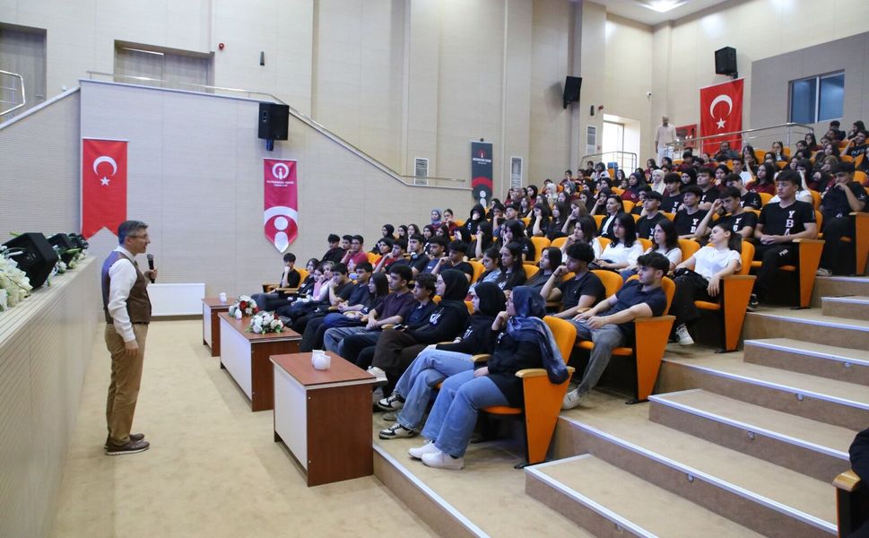HBB’den Öğrencilere Sınav Desteği