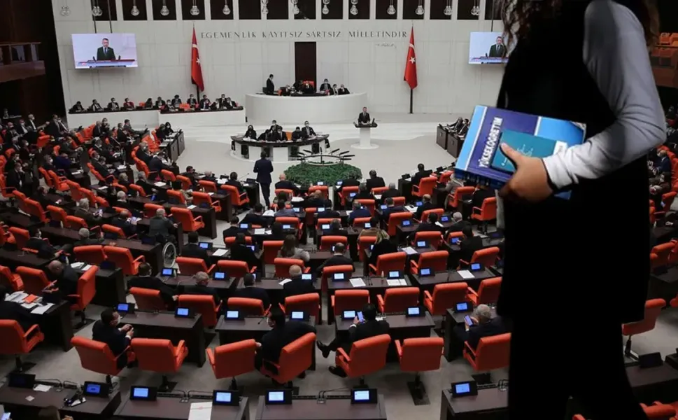 Üniversiteye Dönüş İçin Düzenleme Meclis Yolunda
