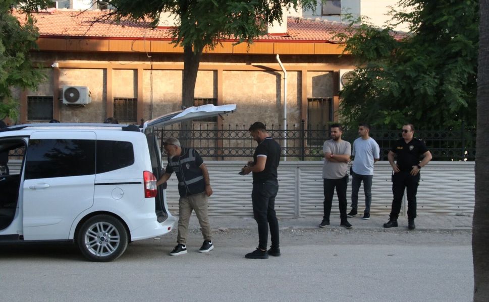 Reyhanlı’da Denetimlerde 9 Aranan Şahıs Yakalandı