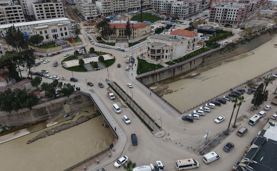Antakya Ata Köprüsü 1 Temmuz'da Yıkılıyor