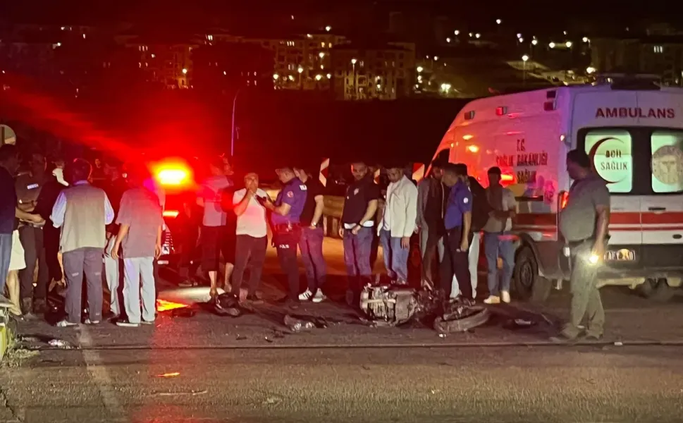 Hatay’da Kavşakta Feci Kaza: 1 Ölü, 1 Ağır Yaralı