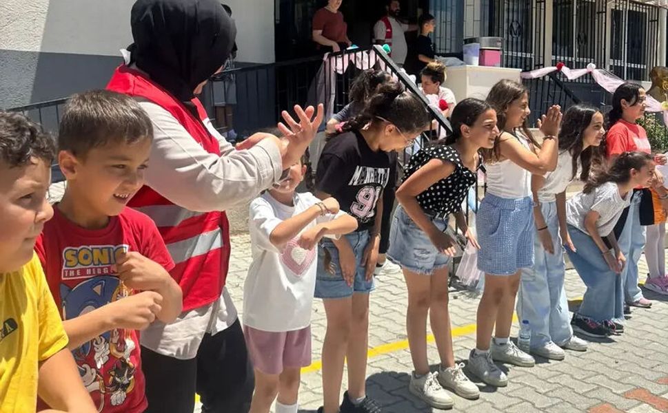 Kızılay’dan Mezun Öğrencilere Unutulmaz Bir Gün