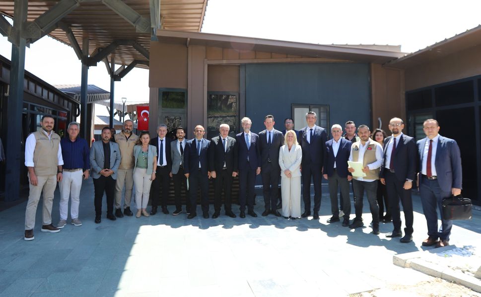 AYB’den Hatay’ın Altyapı Yatırımlarına Tam Destek