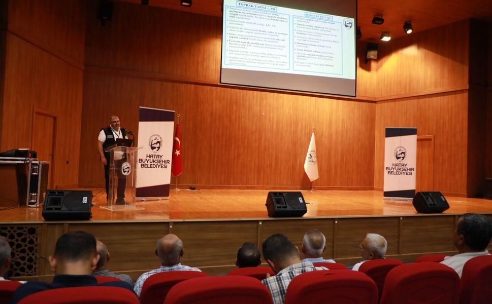 Arsuz’da Narenciye Üreticilerine Eğitim Desteği