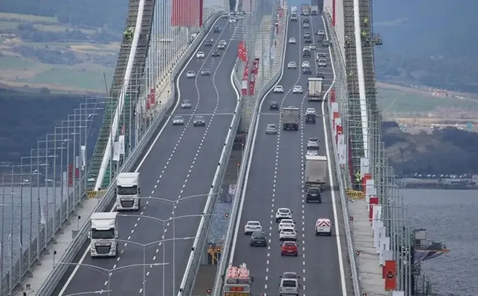 Otoyol ve Köprü Geçiş Ücretlerine Zam!