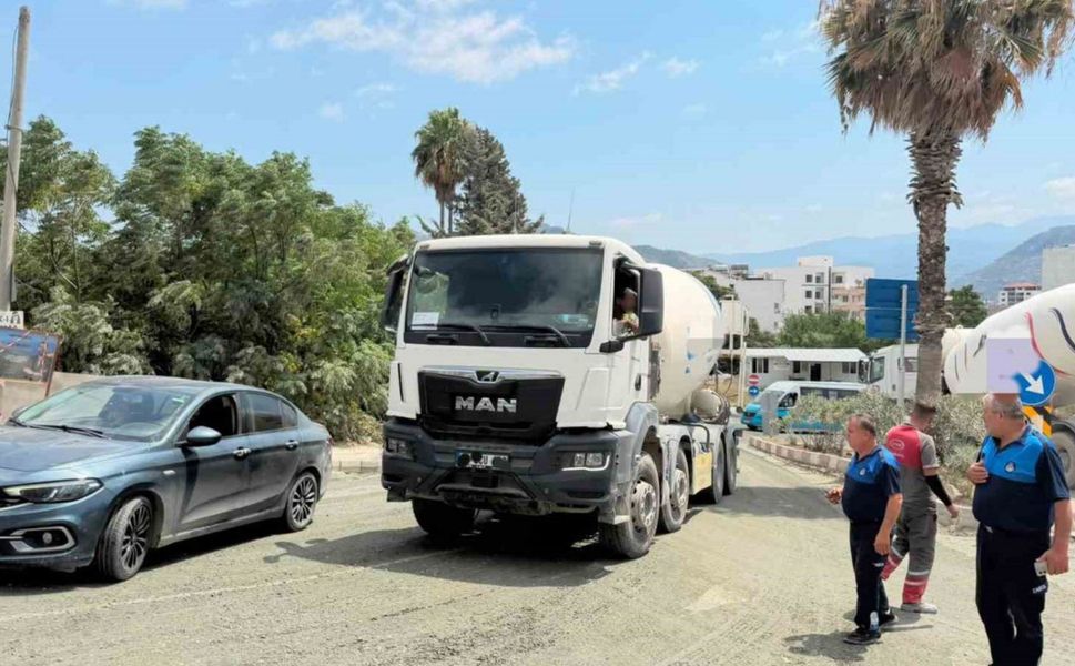 Samandağ’da Çevreyi Betona Bulayan Sürücüye Ağır Fatura!