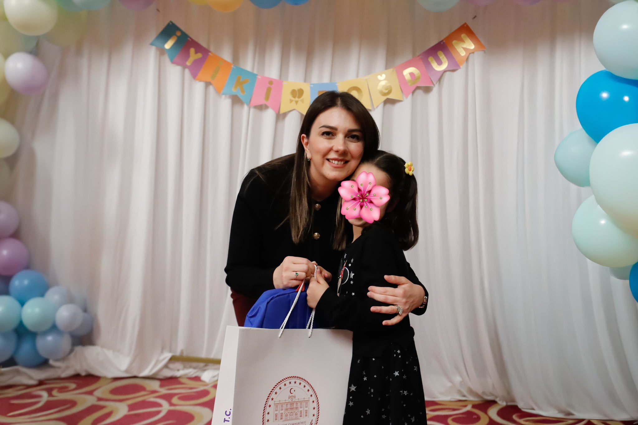 Any Conv.com G 7Mv X B E A M8F2R