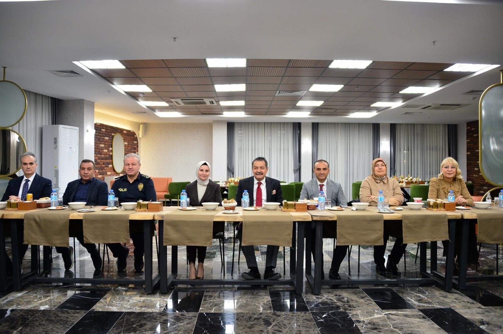 Any Conv.com G Mg3Q Y X I A Ao9 V5