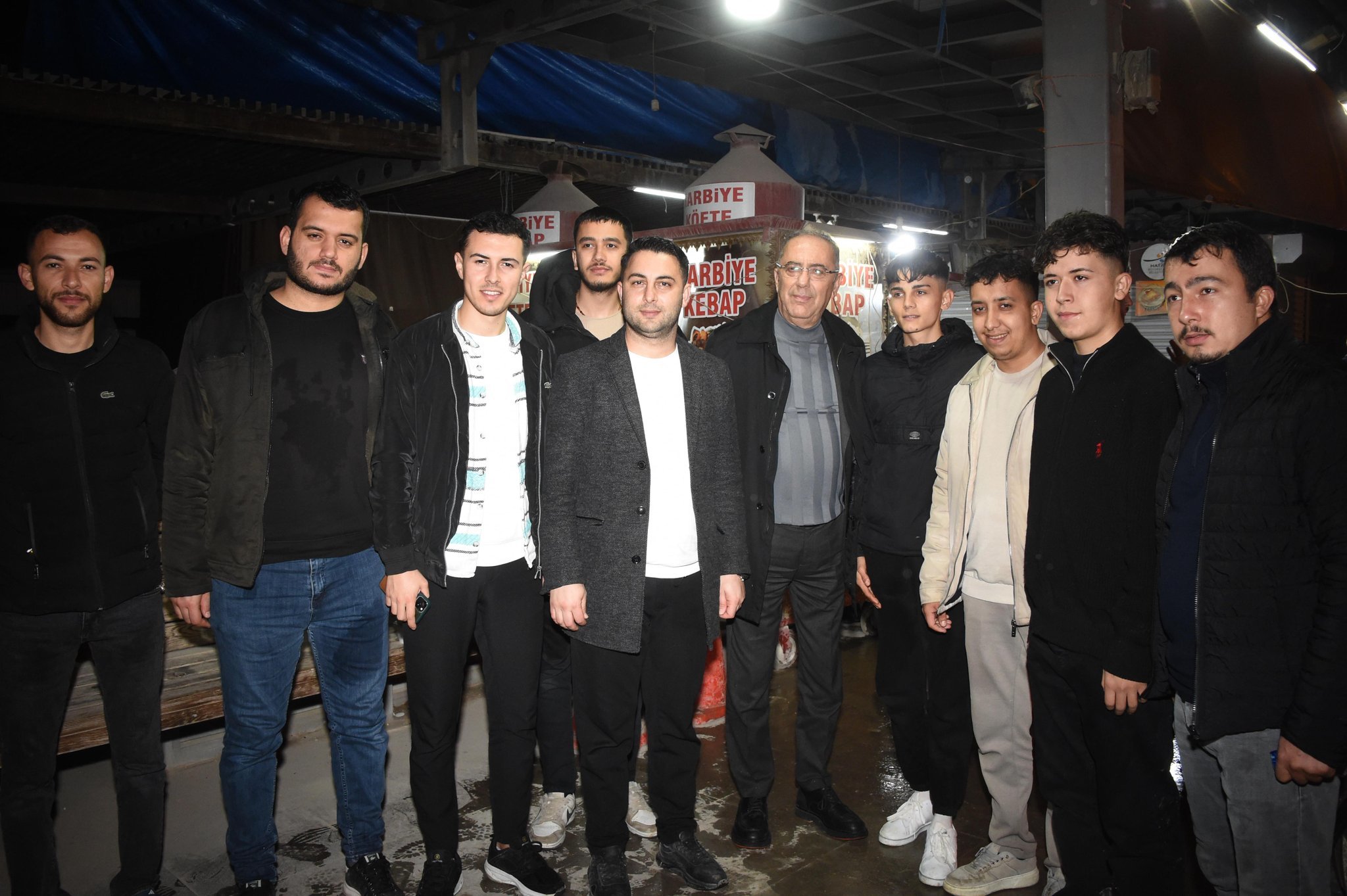 Any Conv.com H A L W Y M A X I A Aa Wz J