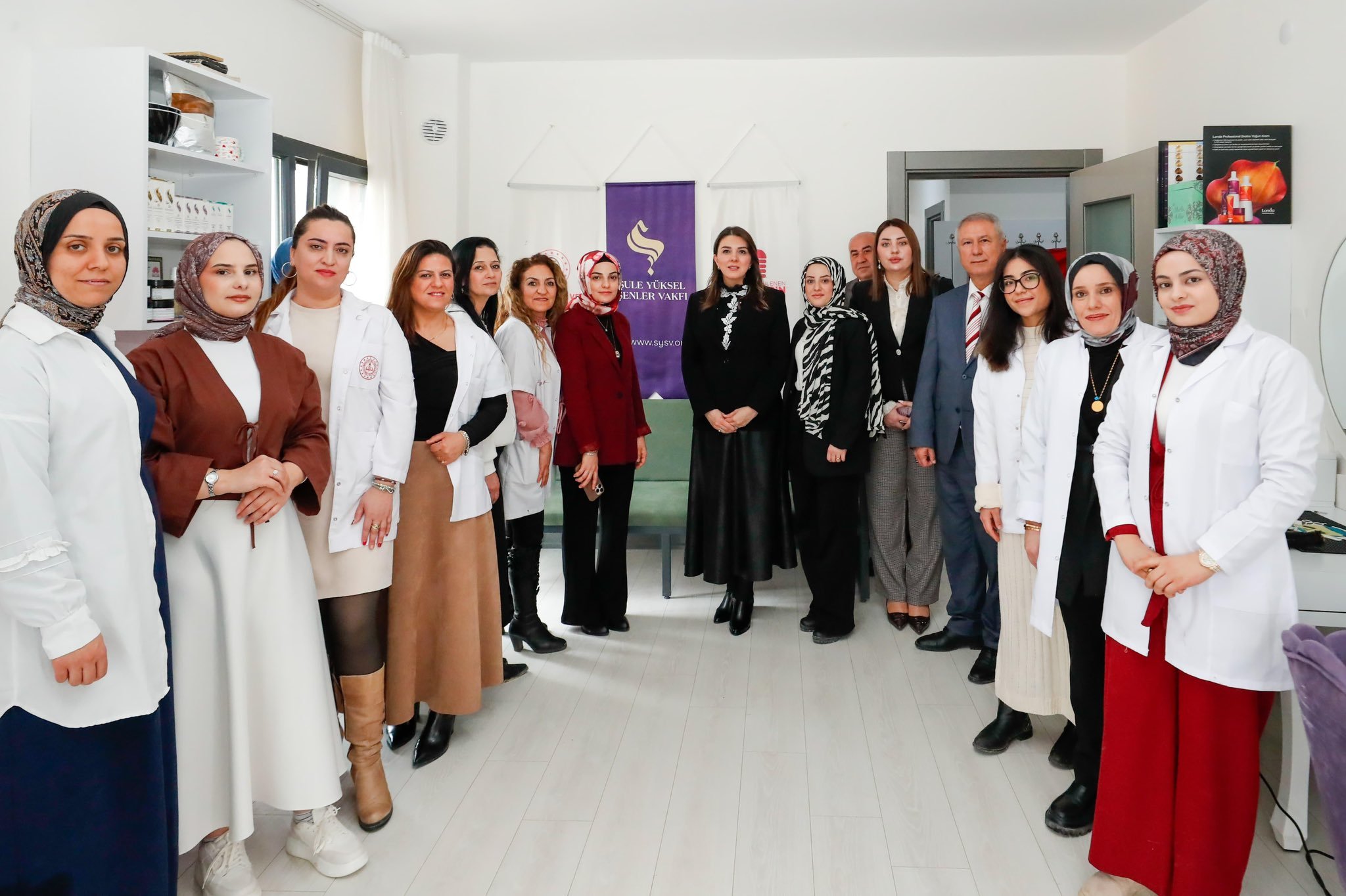 Any Conv.com H B D1U Lp Xk A A A9M6