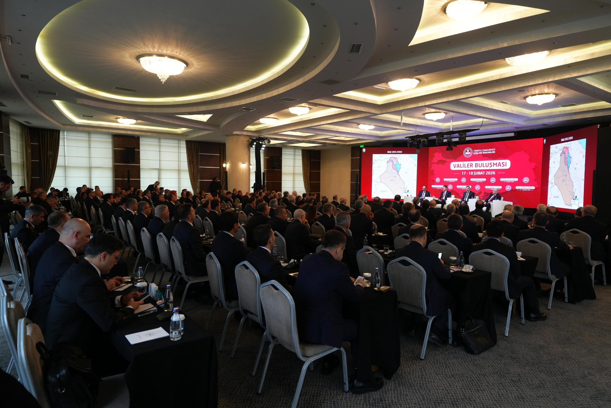 Any Conv.com H Bctks P Wk A E43 T H