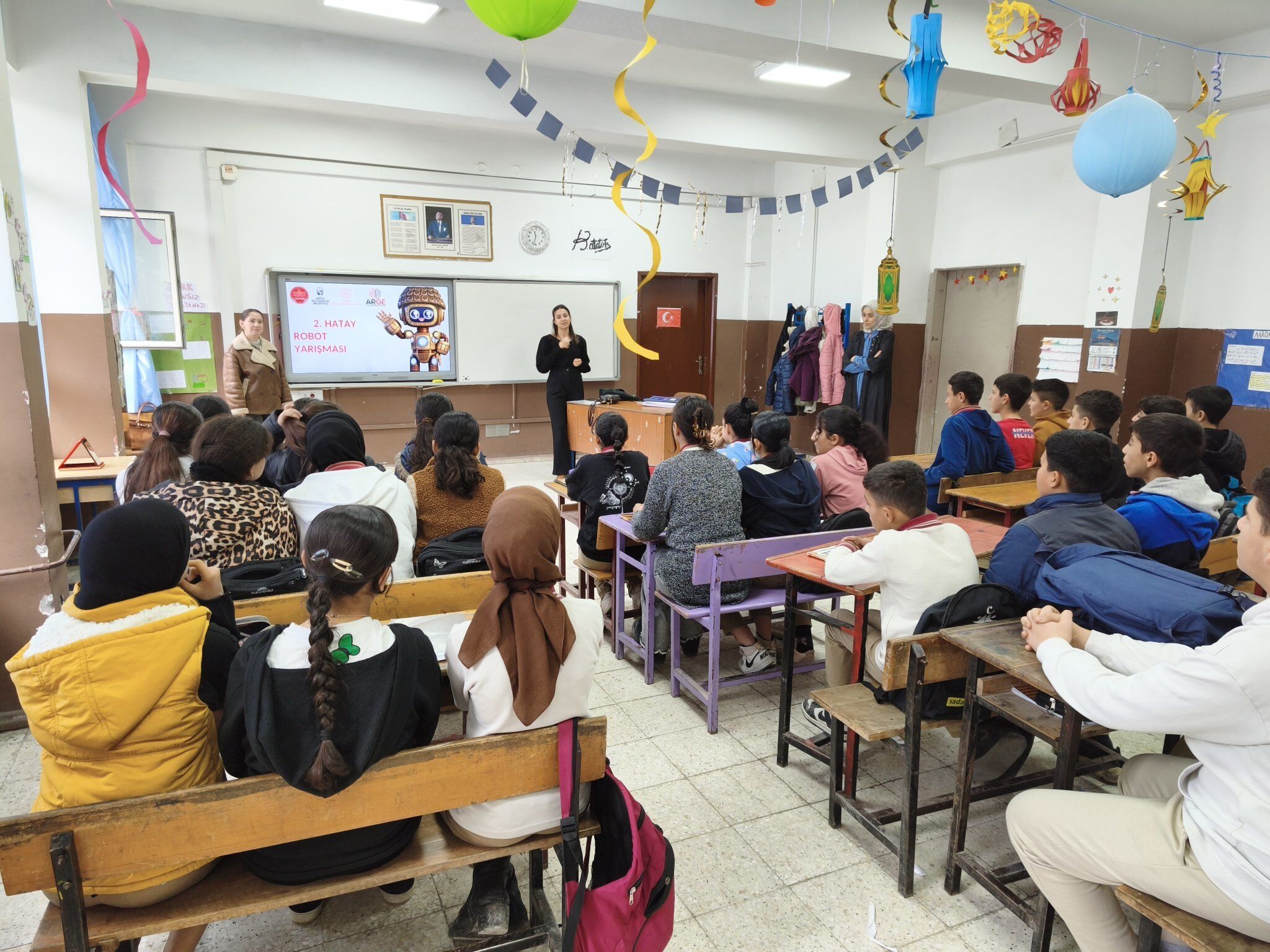 Any Conv.com H C F Pr F9 Wk A Awa