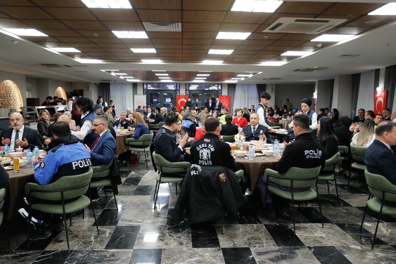 Any Conv.com H C M Kjy0 W I A Aeb22-1