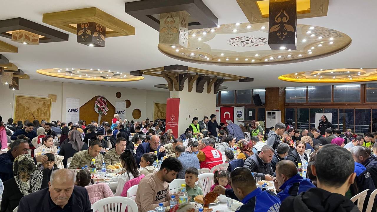 Any Conv.com Aaef6410 Cbf0 463A A1Db F87C34Df8F0B