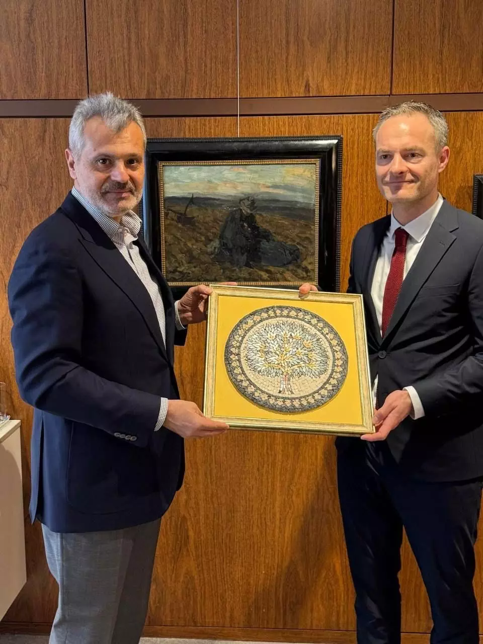 Any Conv.com Any Conv.com H Cvq W Ki X Q A A A R W2