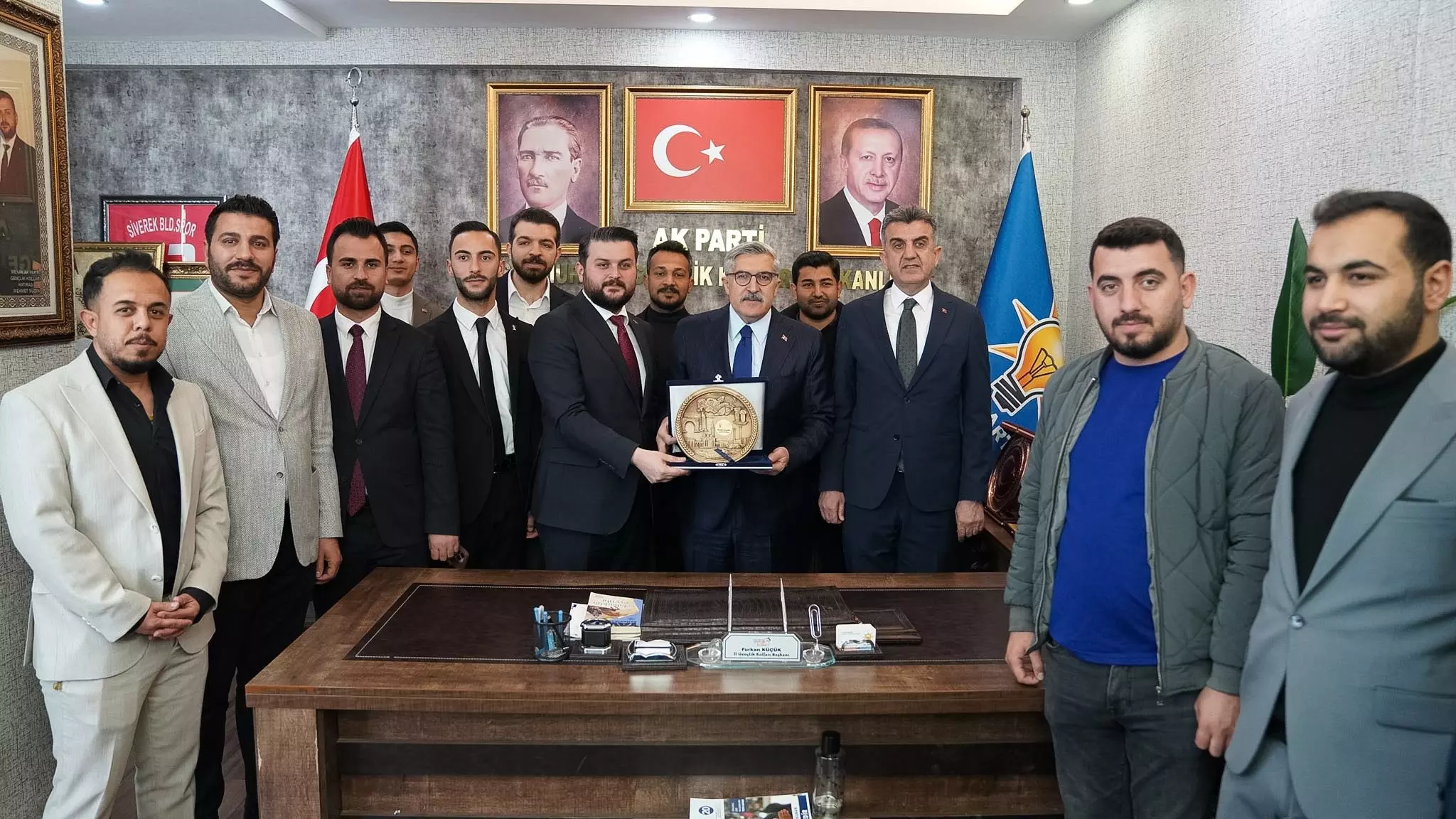 Any Conv.com H C5Zwux W8 A Anj A X