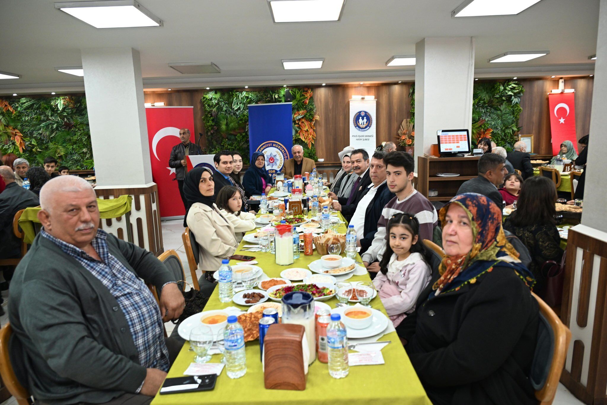 Any Conv.com H Cbsyw K Xw A E6 C U L