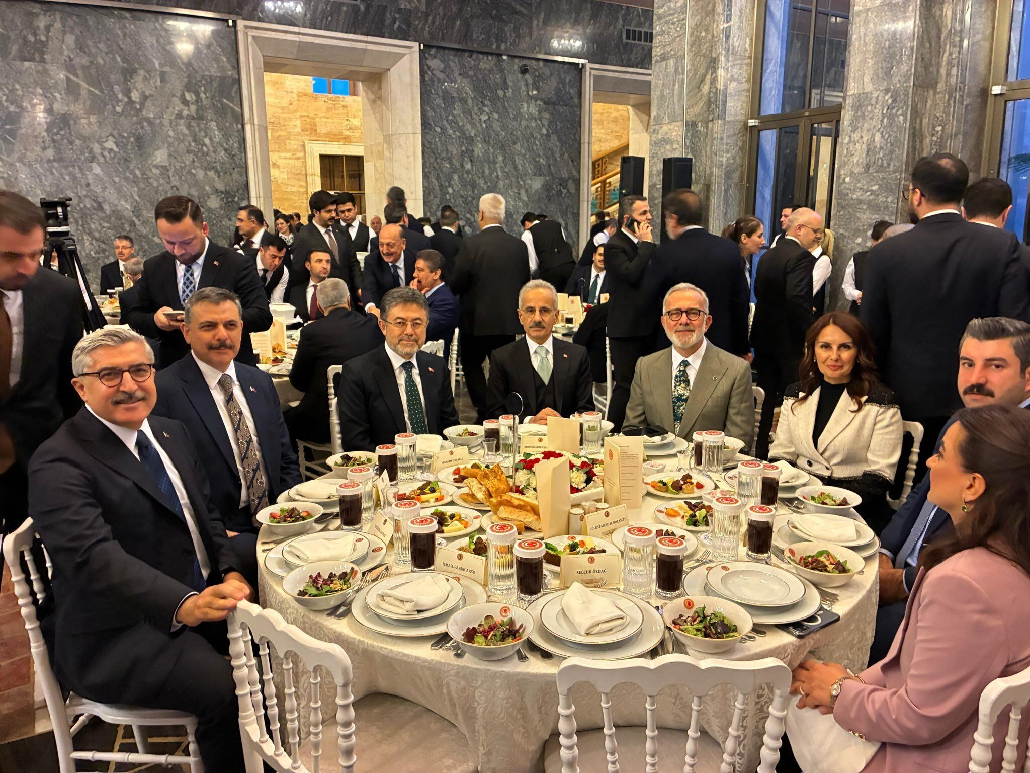 Any Conv.com H Cgtr Nq X0 A A B X A A