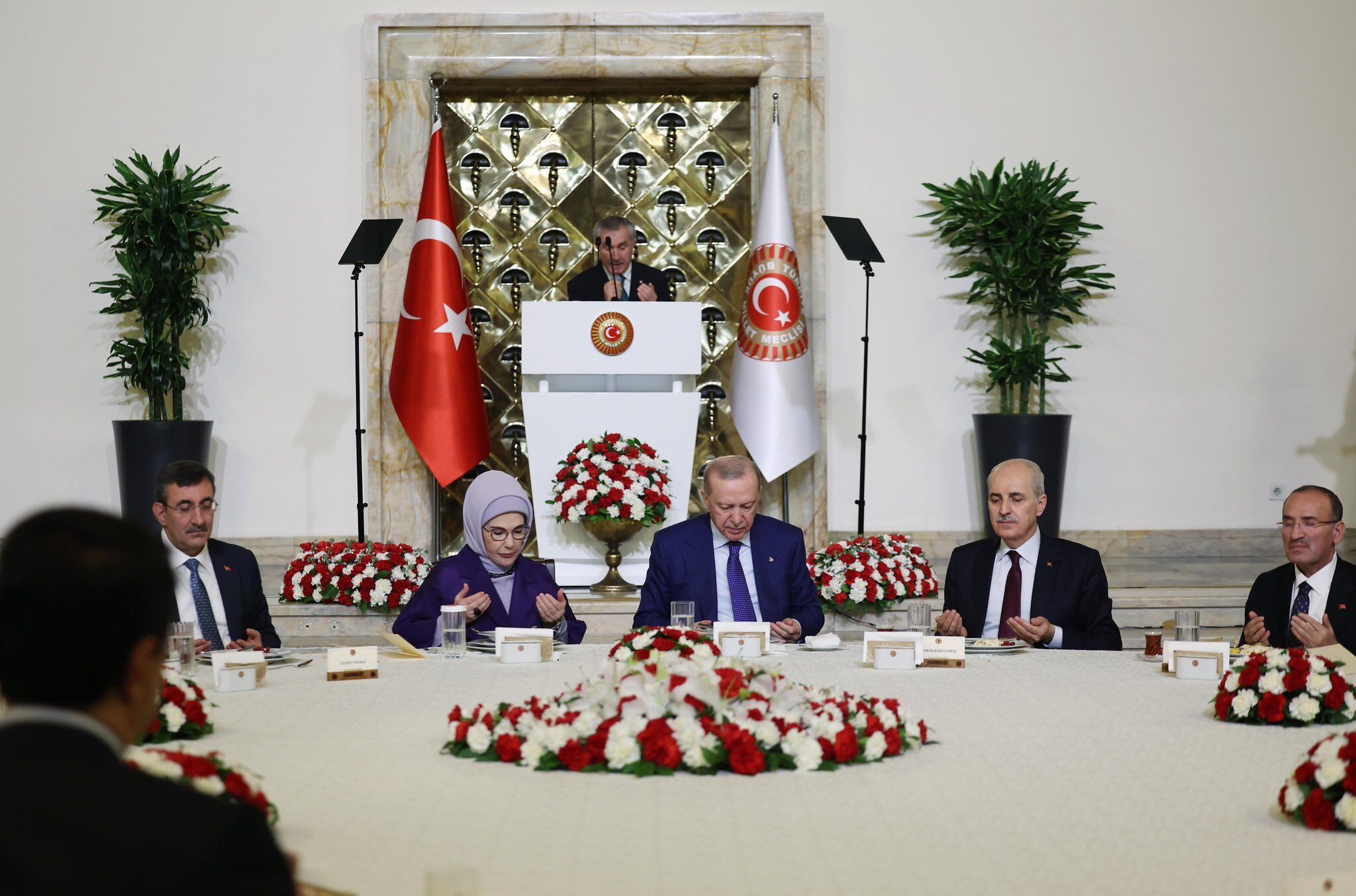 Any Conv.com H Cgtr Nx X M A A K E B