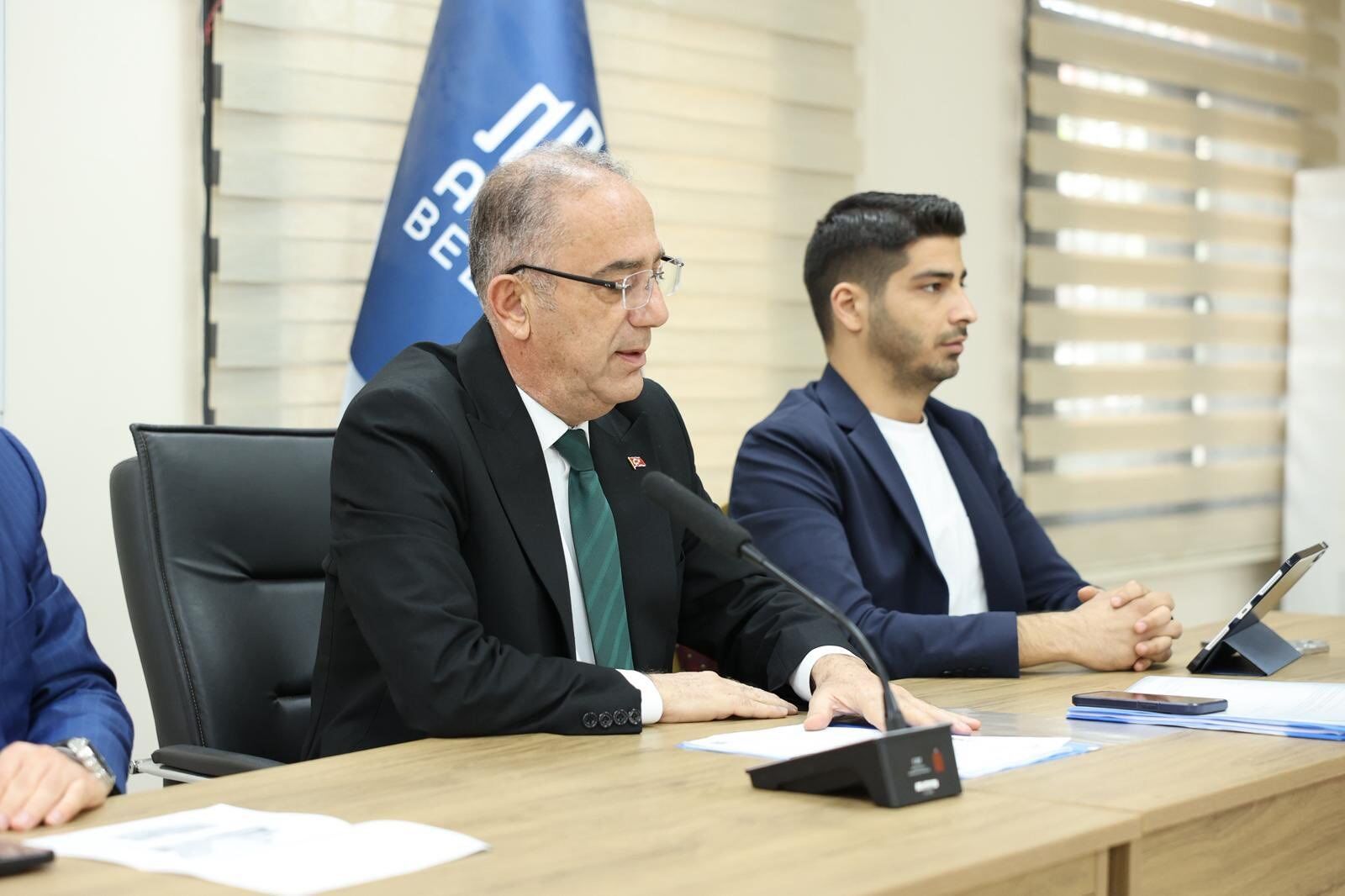 Any Conv.com H Cj3 X Rn W4 A Eg Y Bu