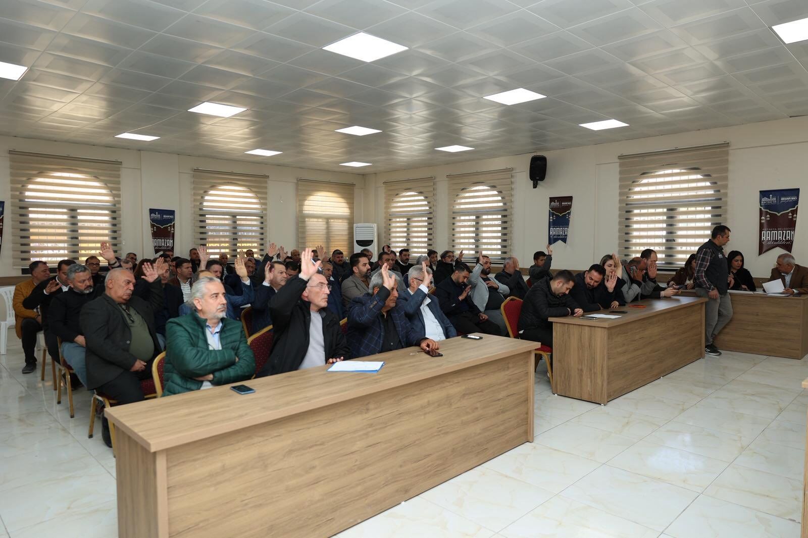 Any Conv.com H Ck G U G U X I A A H Na