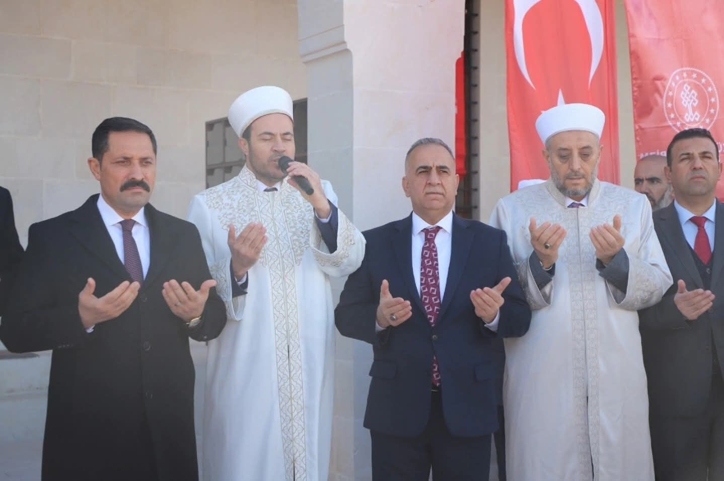 Any Conv.com H Cqf Wzy Xk A A I8W