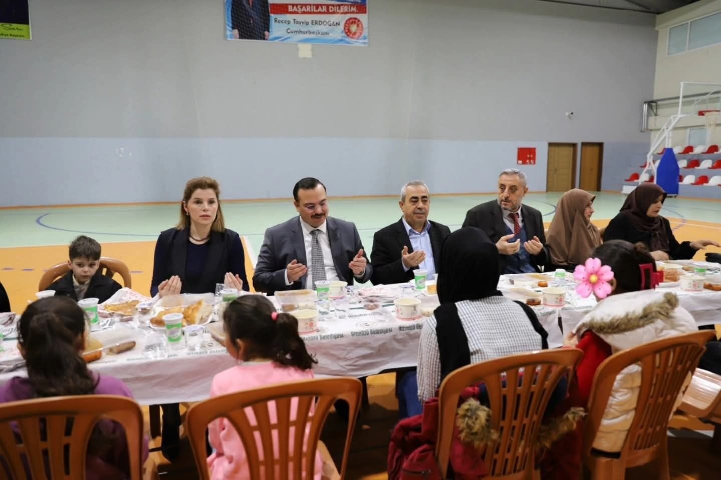 Any Conv.com H D Ny Zjva Y A A02Fg