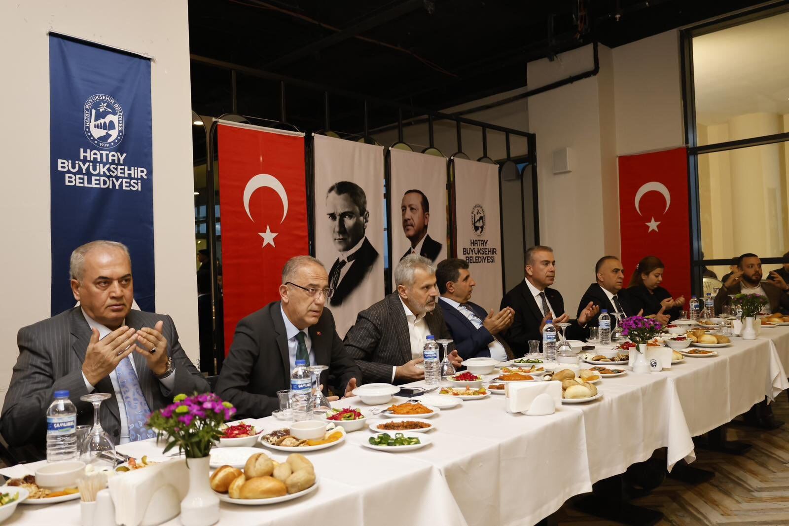 Any Conv.com H D Osp V M X Y A Abuf1