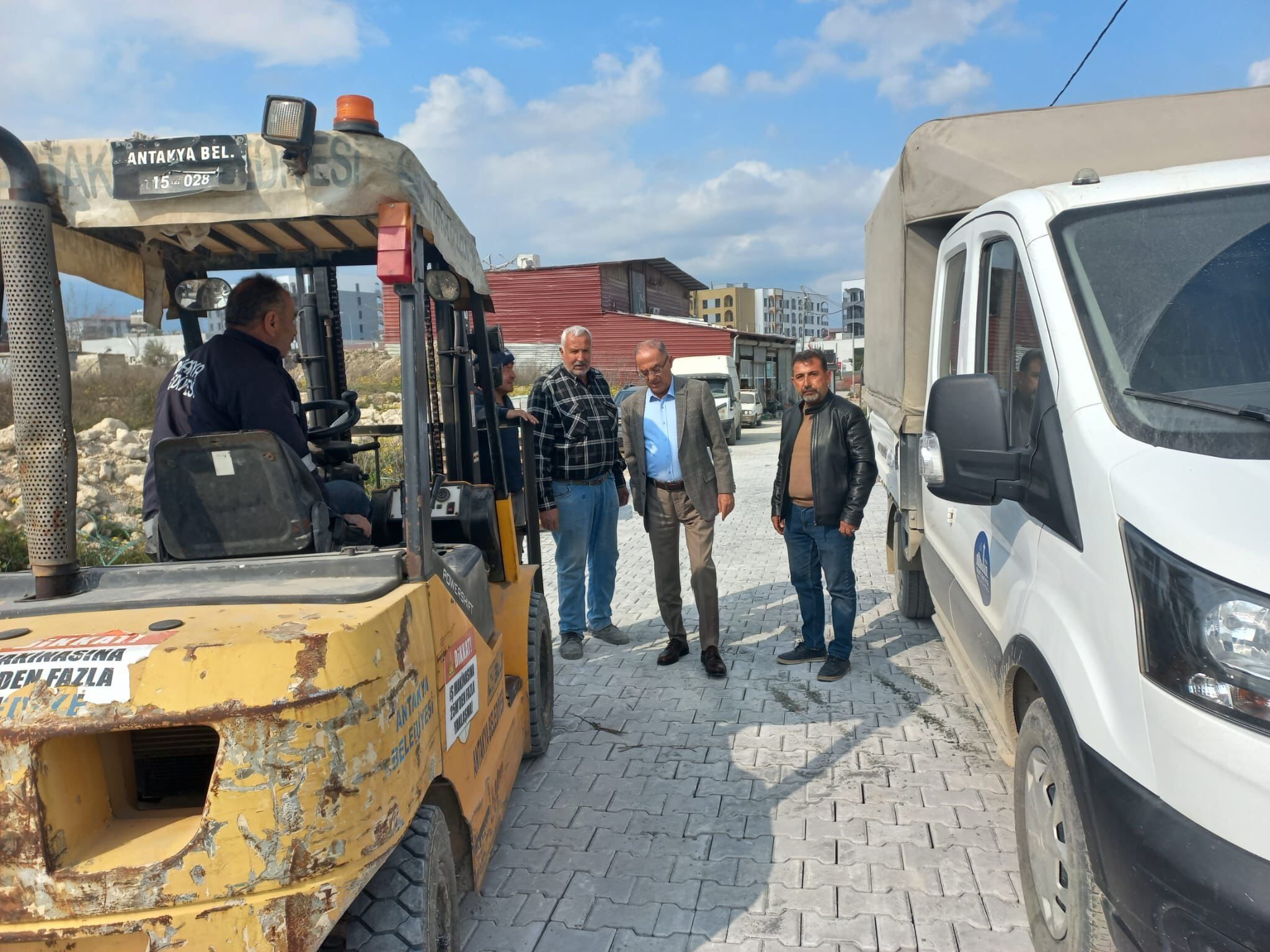 Any Conv.com H D T Y Q I2 X Y A Av L W4