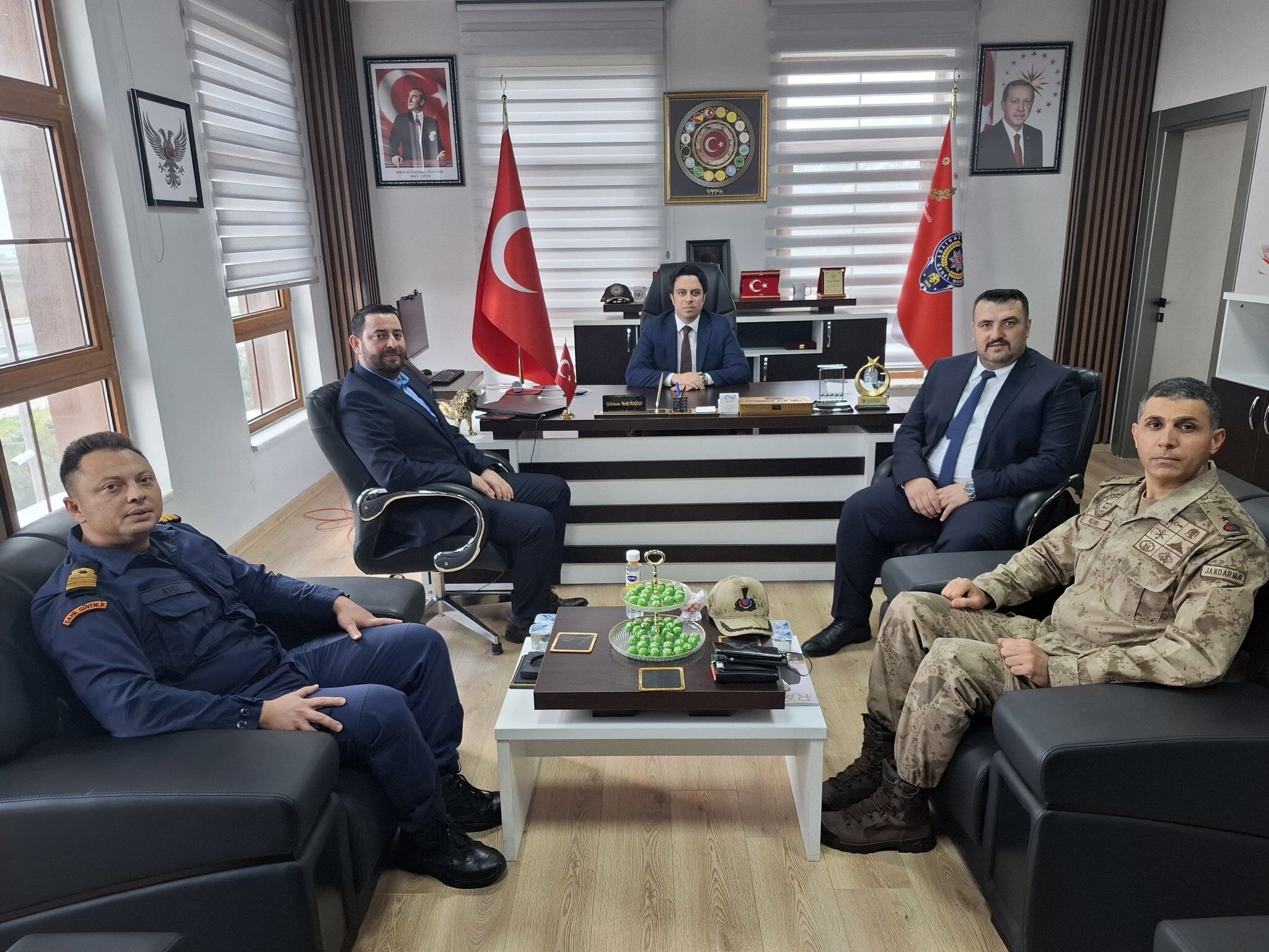 Any Conv.com H D3J M T J Ws A A F M Nu-1