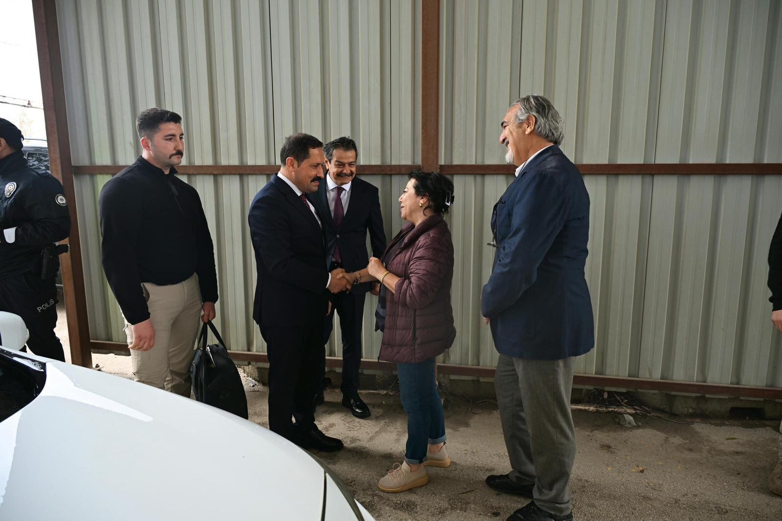 Any Conv.com H D3Qfusbo A Uc Em5