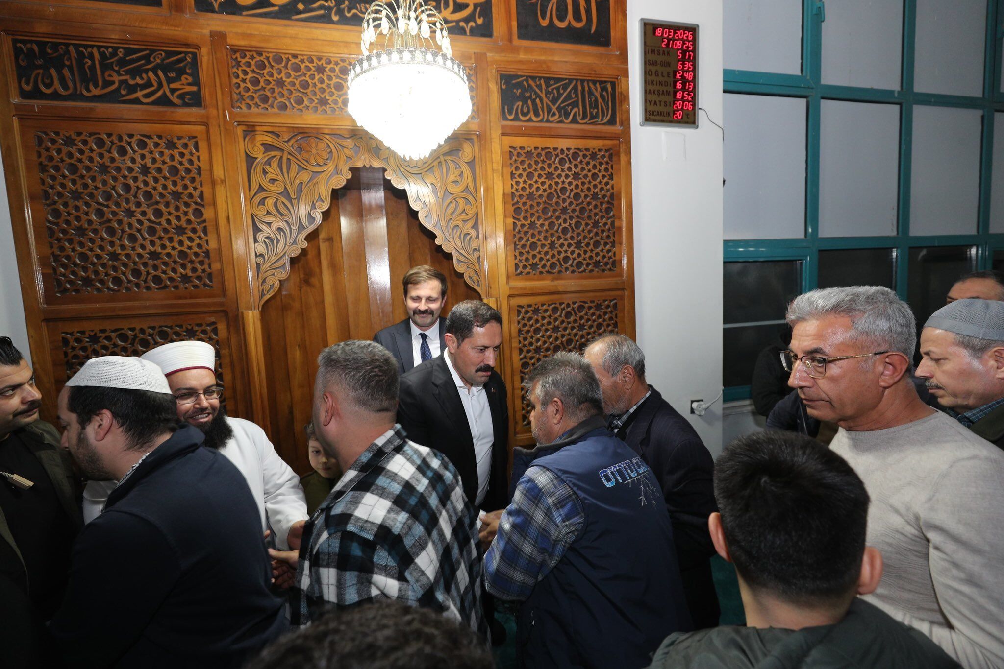 Any Conv.com H Dt 4K Ybc A Amca9