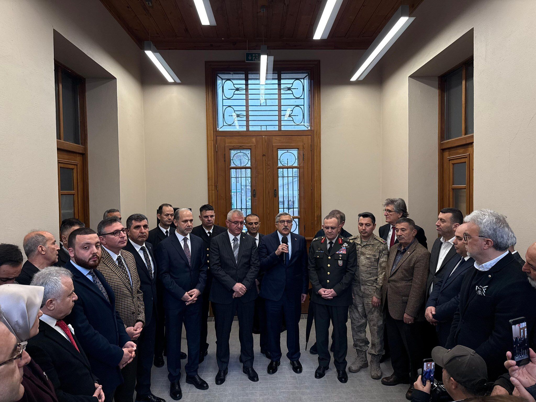 Any Conv.com H Dw0 Rp M W U A A F Af Q