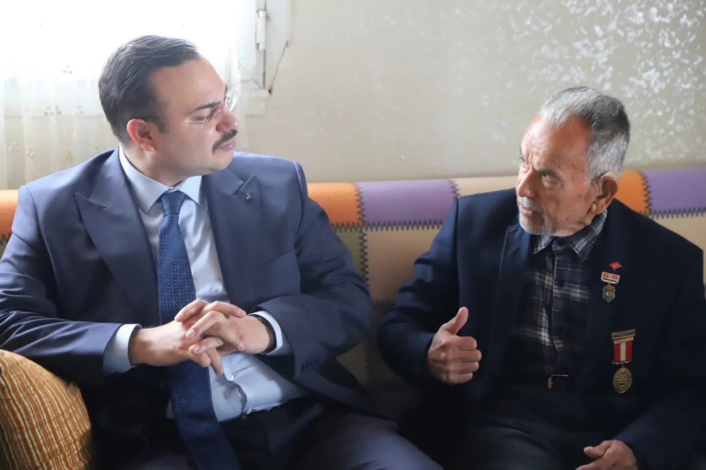 Any Conv.com H Dyew Apbo A I5 Rp N