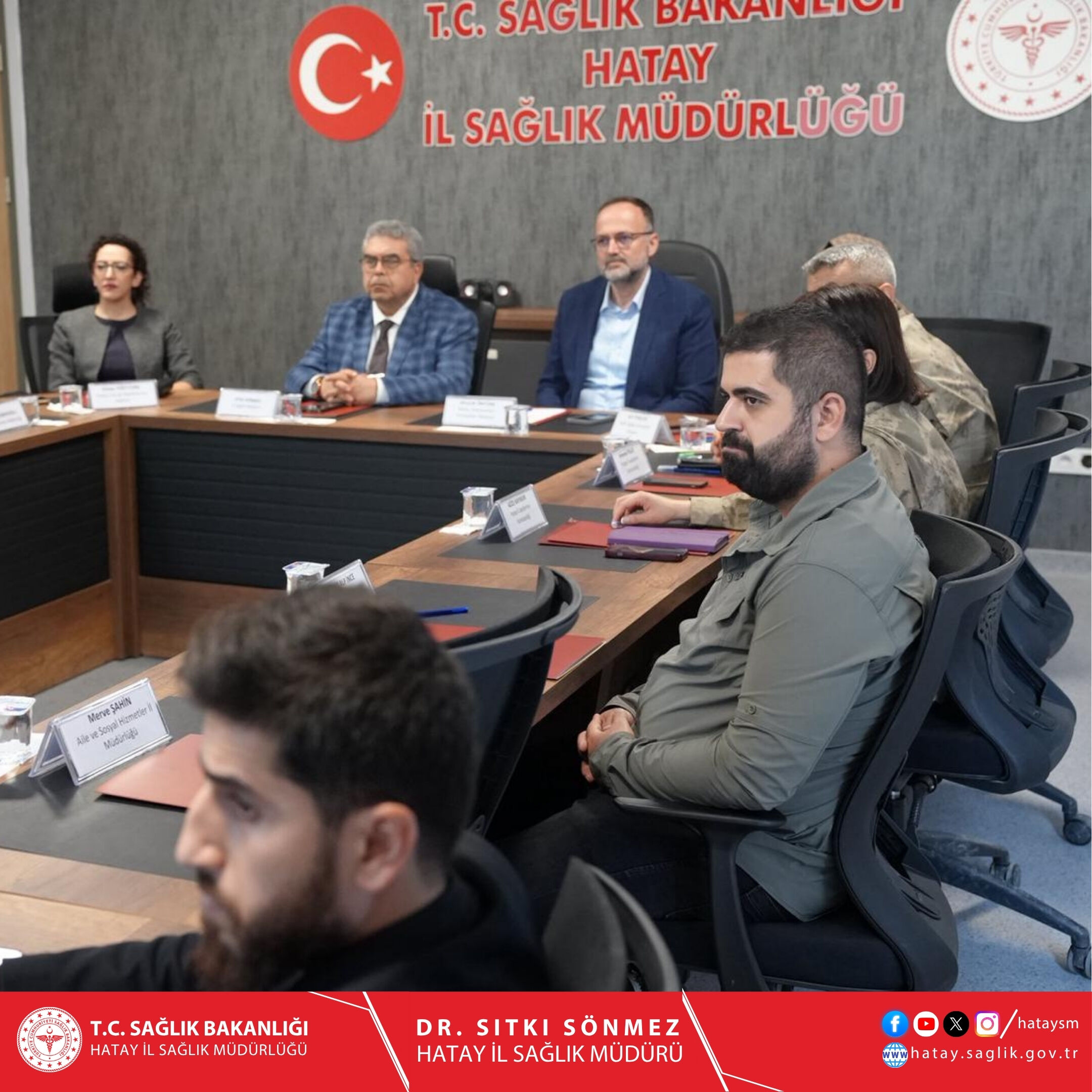 Any Conv.com H E Ld Nu E X A A Aj3 9