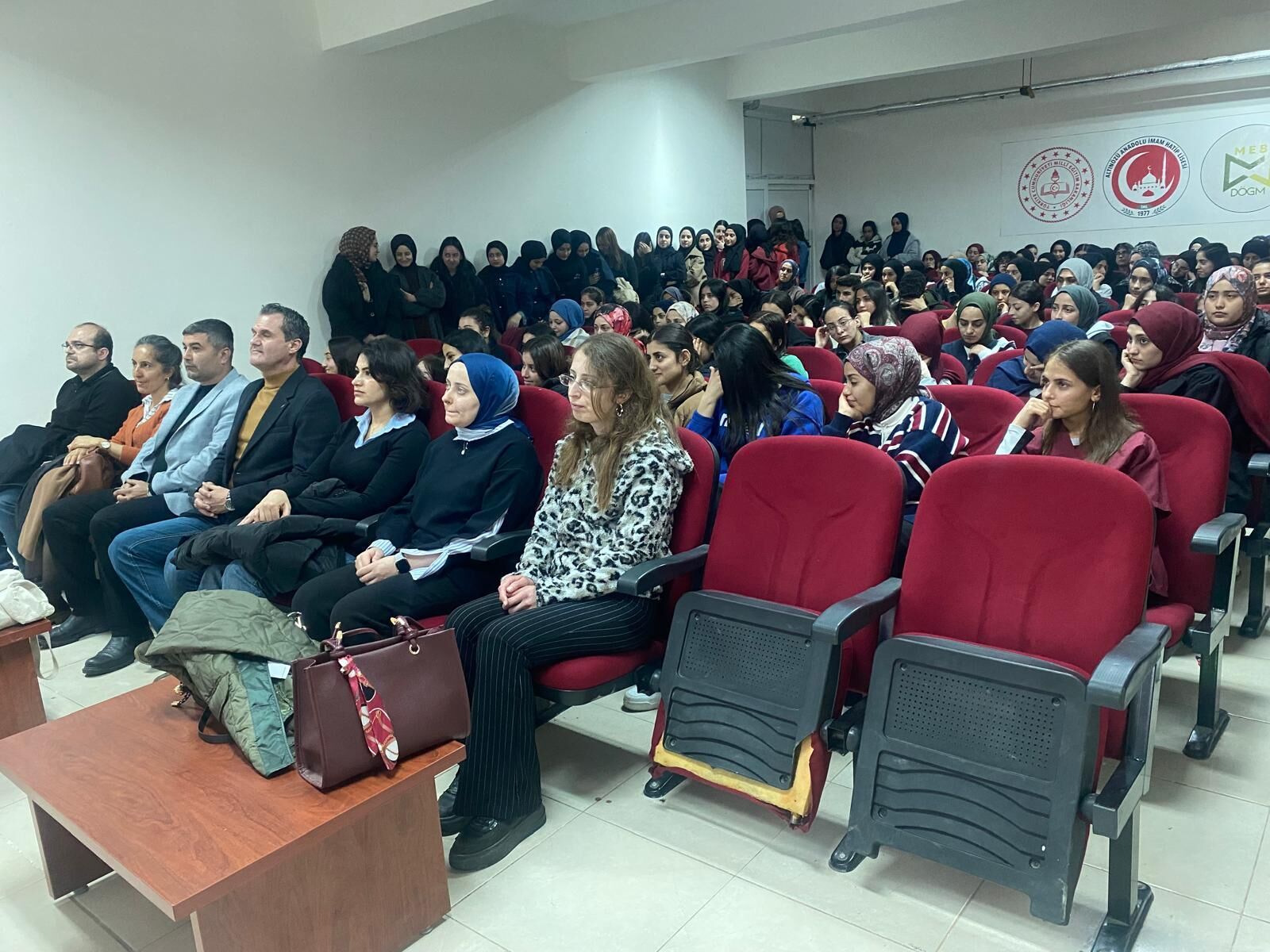 Any Conv.com H Eu3B Upbw A Arqgm