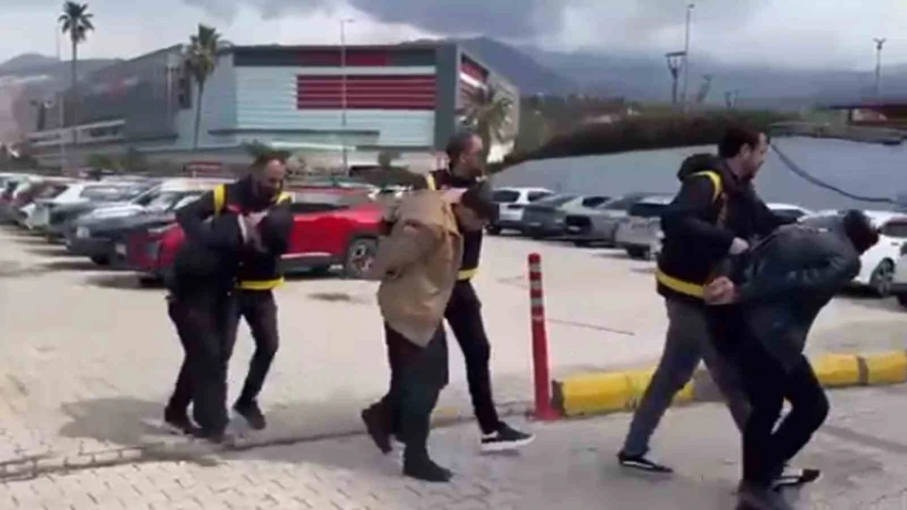 Hatayda Hapis Cezasi Ile Aranan 5 Kisi Yakalandi 1 1774440007