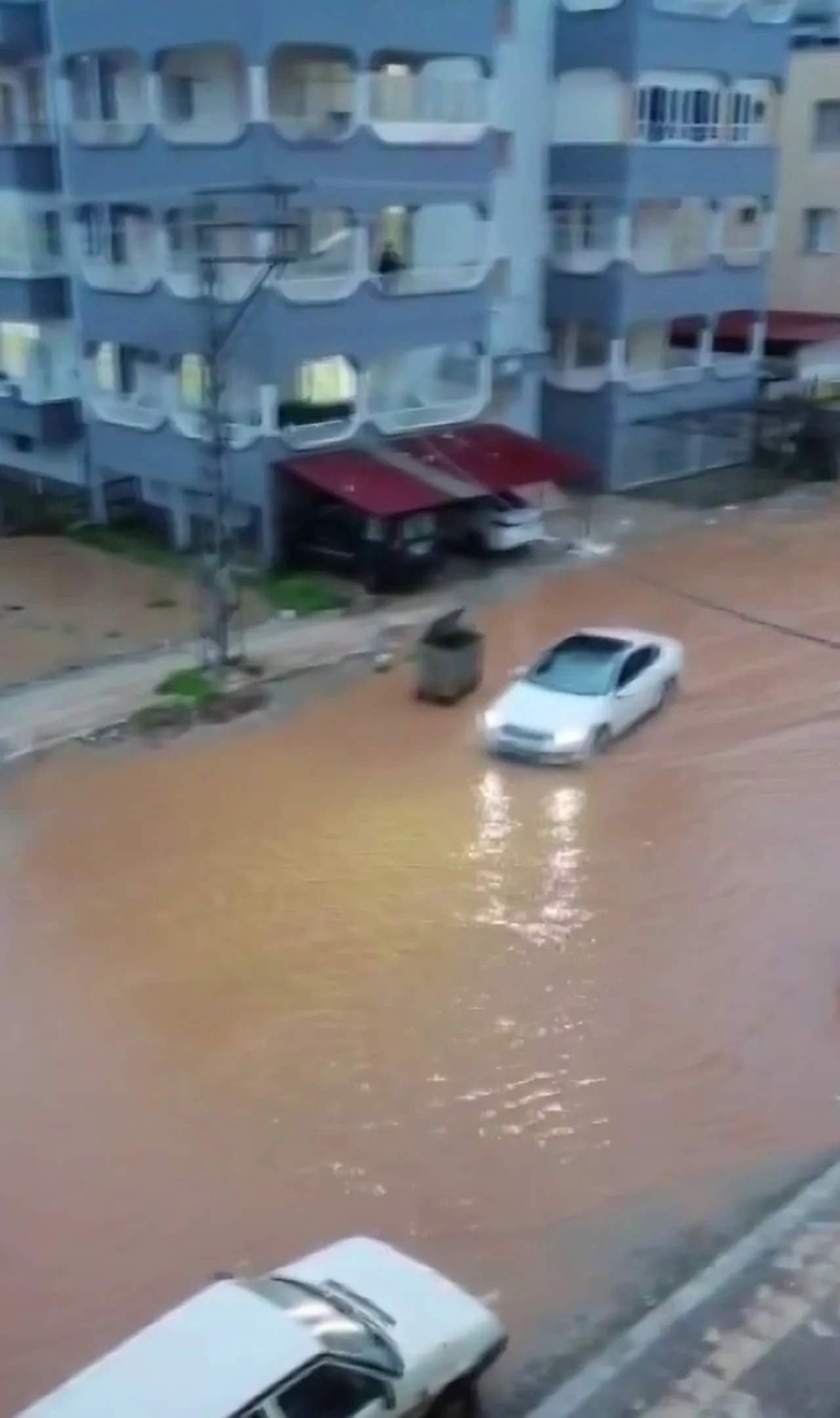 Hatayi Saganak Vurdu Reyhanlida Yollar Gole Dondu 3289322 202603192224 1